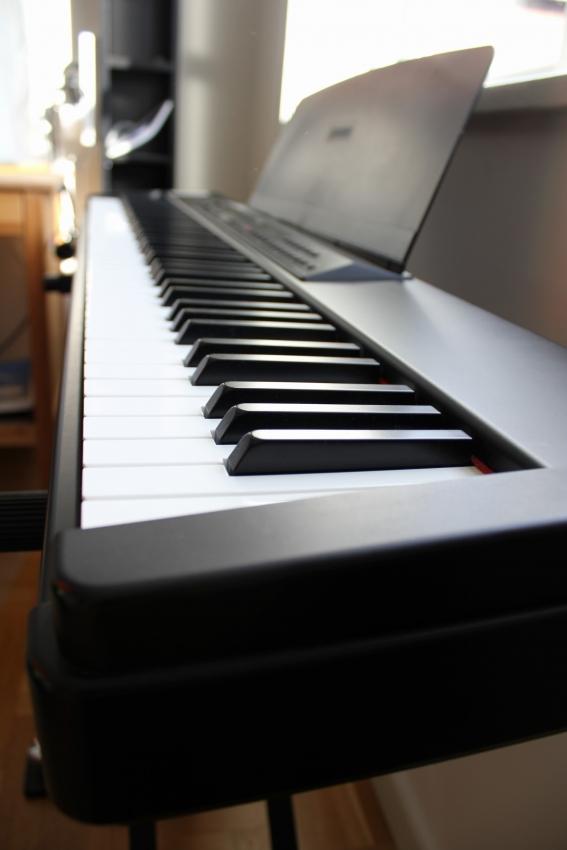 Digitalpiano, Yamaha P90 Digitalklaverer soundtrade