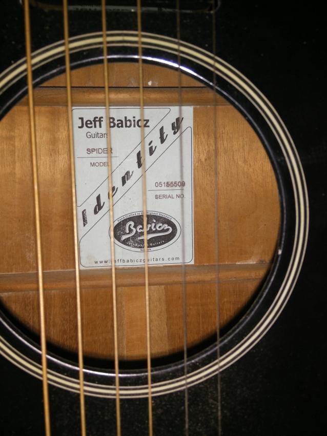 Babicz spider akustisk guitar med pickup Western guitarer soundtrade