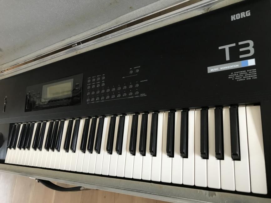 Synthesizer T3 Synthesizers soundtrade