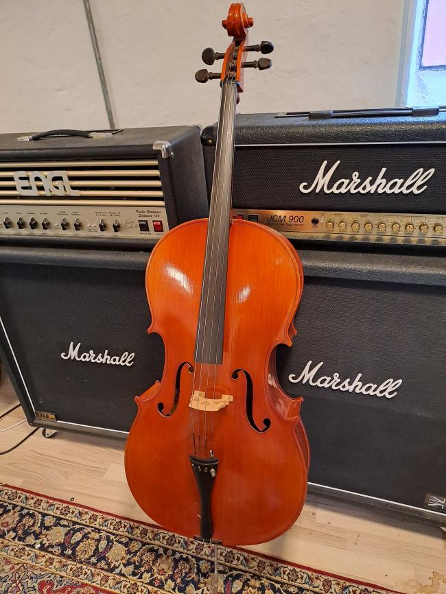 Cello 44 Made in GDR