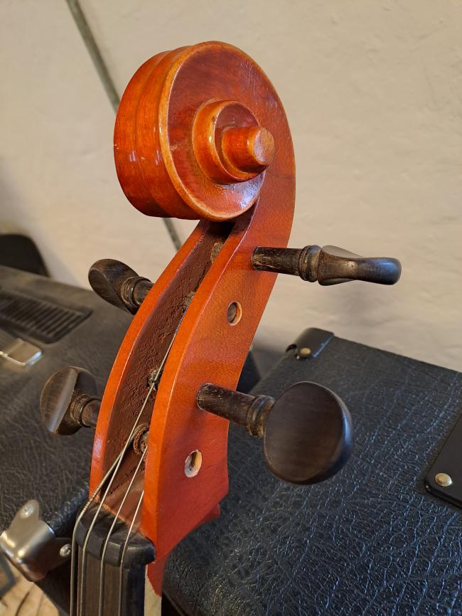 Cello 44 Made in GDR